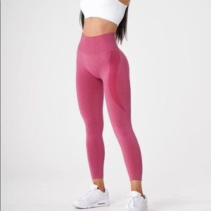 NVGTN PINK CONTOUR SEAMLESS